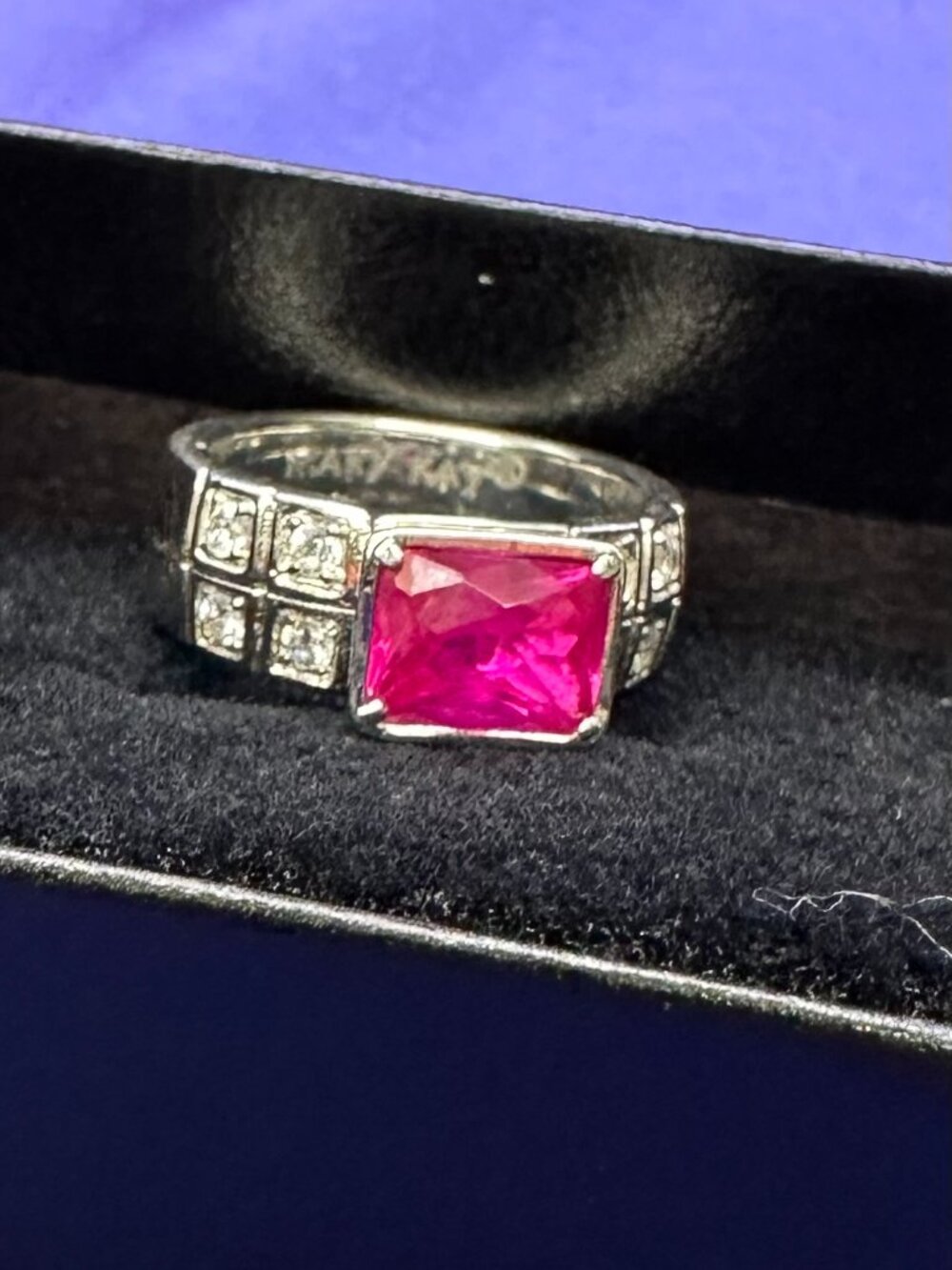Lab Created Pink Sapphire Ring Size 6.5 - Picture 3 of 14